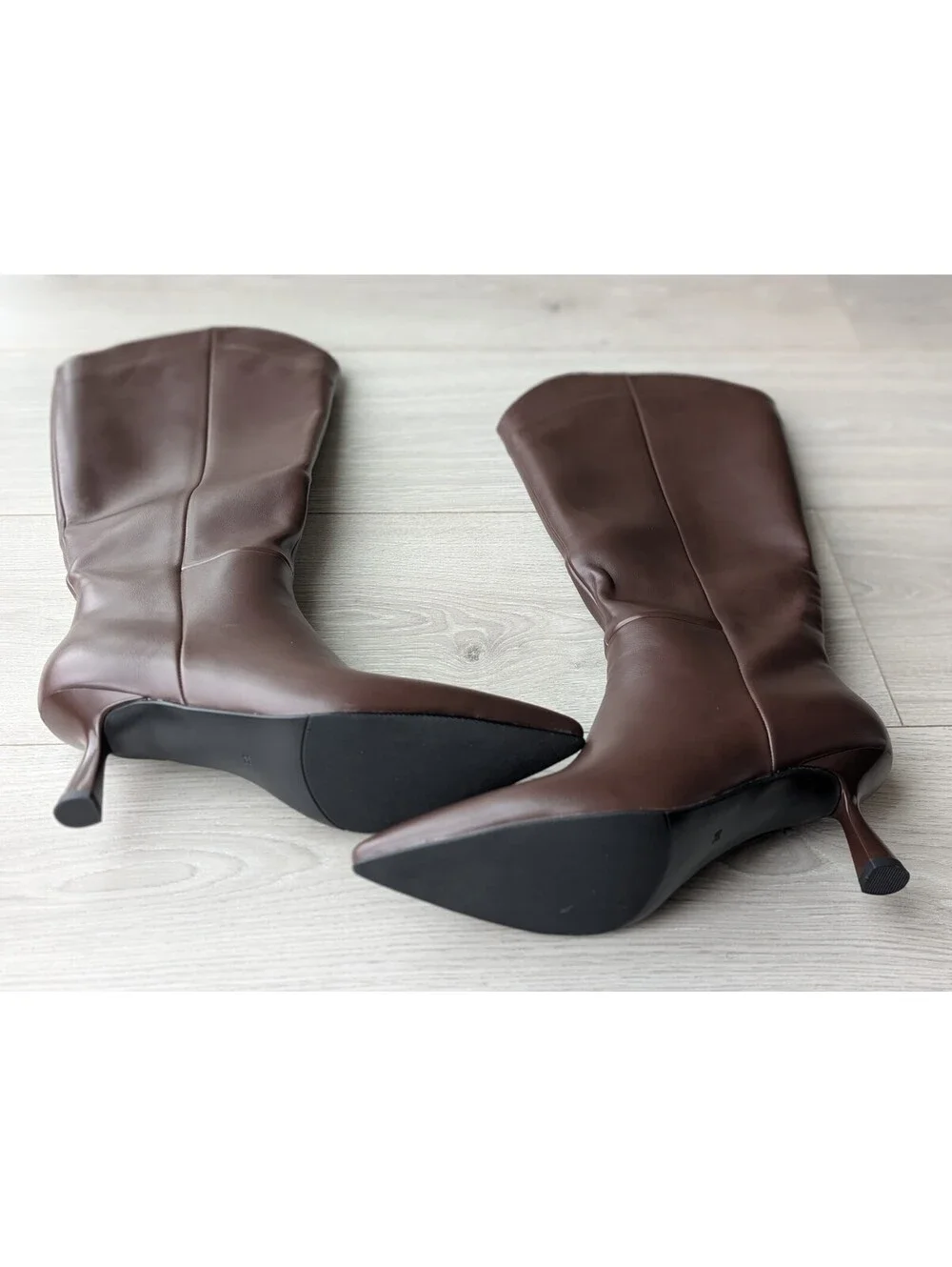 ElegaStep Brown Pointed Toe Kitten Heel Boots Size 38 / 7.5